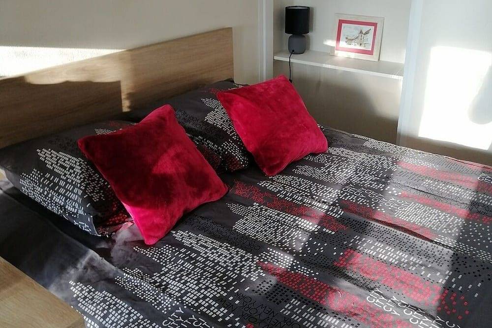 Appartement entier, Appartement  pour 2 personnes in Montmorot, Jura