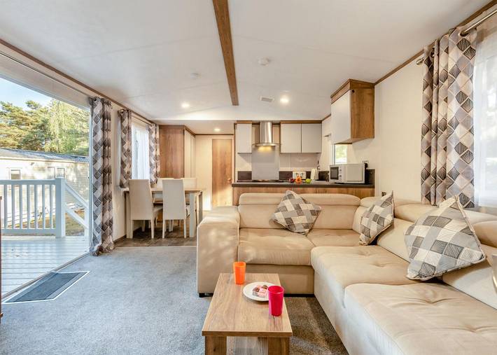 Caravan for 8 people on the Isle of Wight