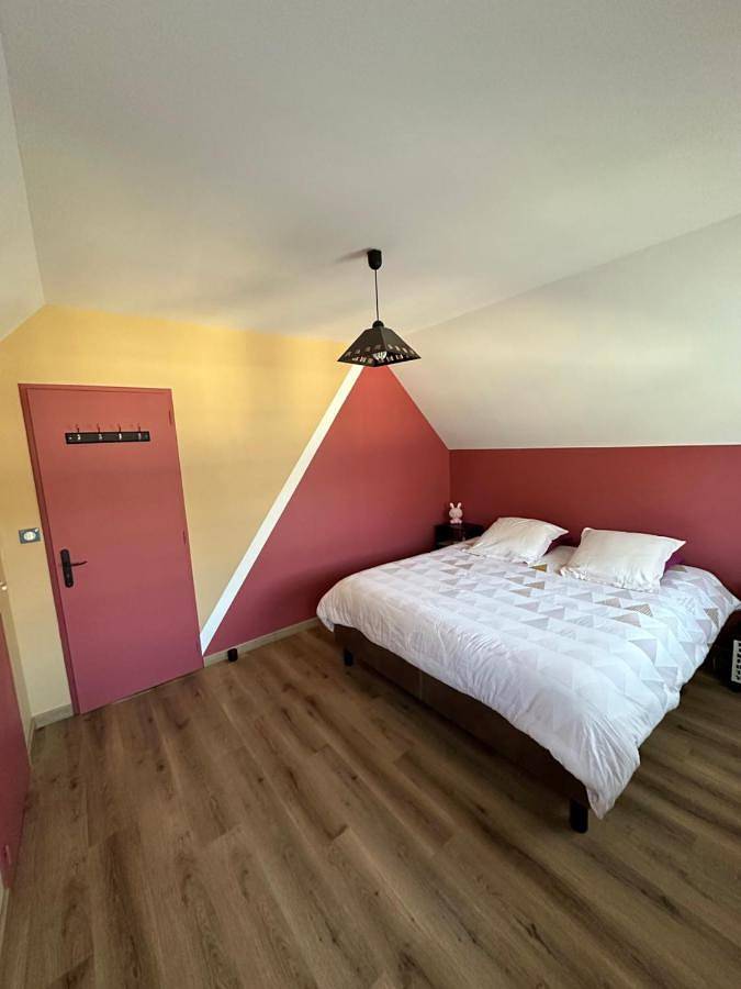 Location de vacances pour 2 personnes, avec jardin ainsi que terrasse et vue à Guécélard - 4