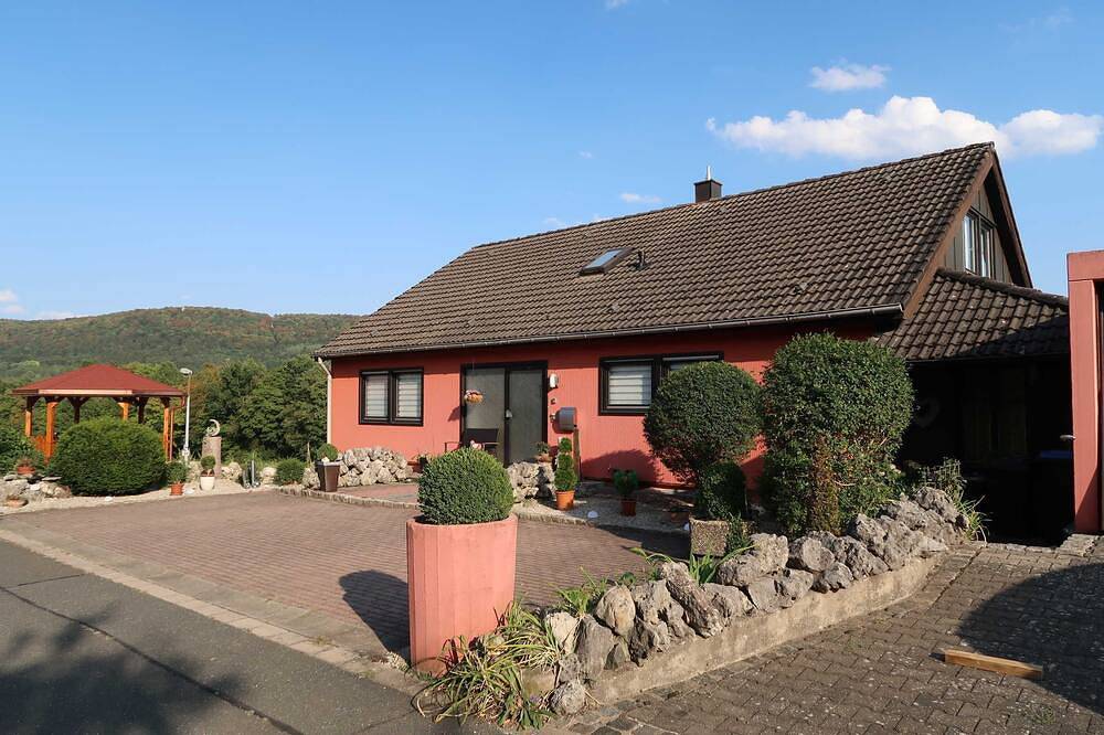 Ganze Wohnung, Lucy's Ferienwohnung in Ebermannstadt, Fränkische Schweiz