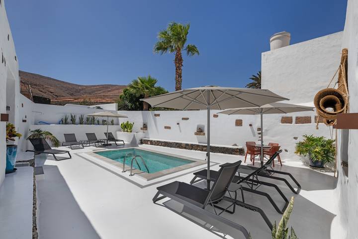 Ye Vacation: Shared Pool, Shared Terrace, and Wi-Fi in Tabayesco, Haría