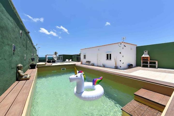 Chalet para 13 personas, con piscina además de vistas y terraza - 1