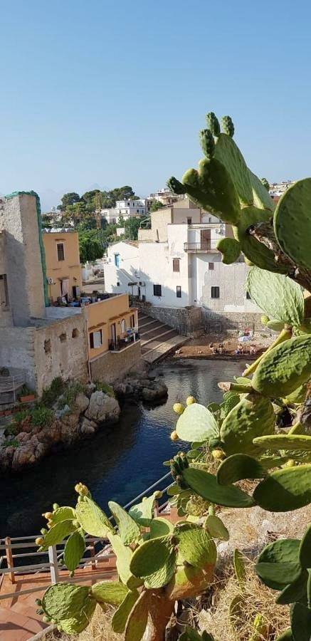 B&b per 2 persone, con Balcone e Terrazza nonché Panorama a Santa Flavia