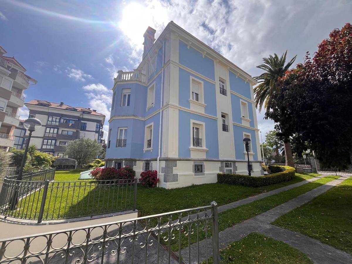 Apartamento entero, Apartamentos Villa de Noja in Noja, Costa de Cantabria
