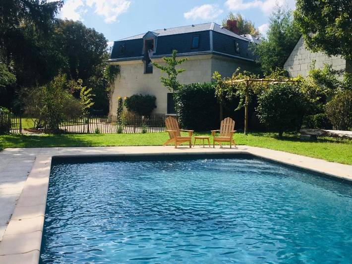 Gîte pour 2 personnes, avec piscine ainsi que jardin et vue à Saint-Clément-des-Levées - 2