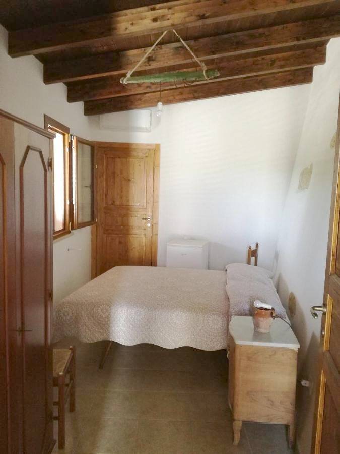 Location de vacances pour 2 personnes, avec vue et jardin, animaux acceptés à Tricase - 4