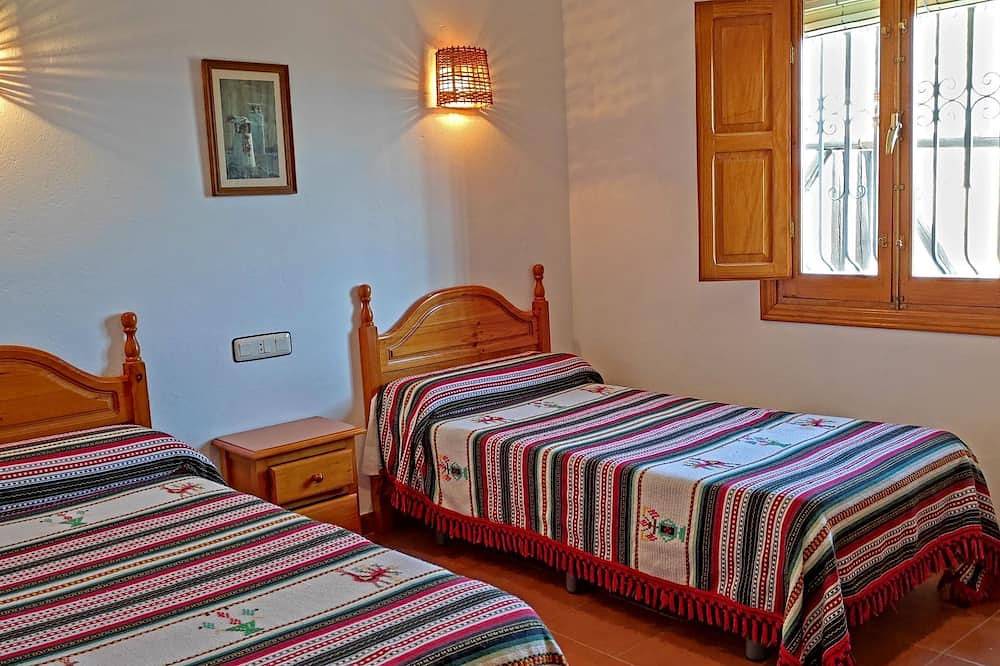 Ländliches Haus mit Jacuzzi in Válor, Provincia de Granada