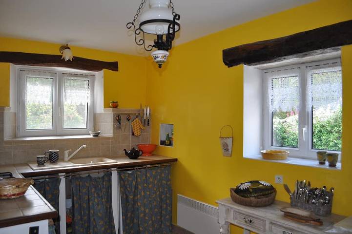 Gîte pour 4 personnes, avec jacuzzi et jardin à Lussan - 2