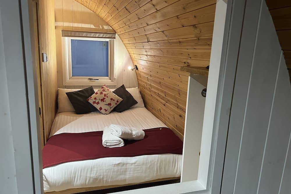 Entire apartment, Mega pod 6 -  a mega pod that sleeps 4 guests  in 1 bedroom in Shropshire Hills