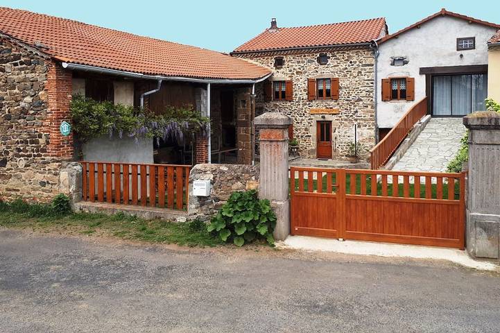 Gîte pour 14 personnes, avec terrasse