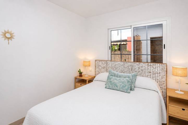 Ganze Wohnung, Ferienwohnung für 4 Personen mit Pool in Campo Internacional, San Bartolomé de Tirajana