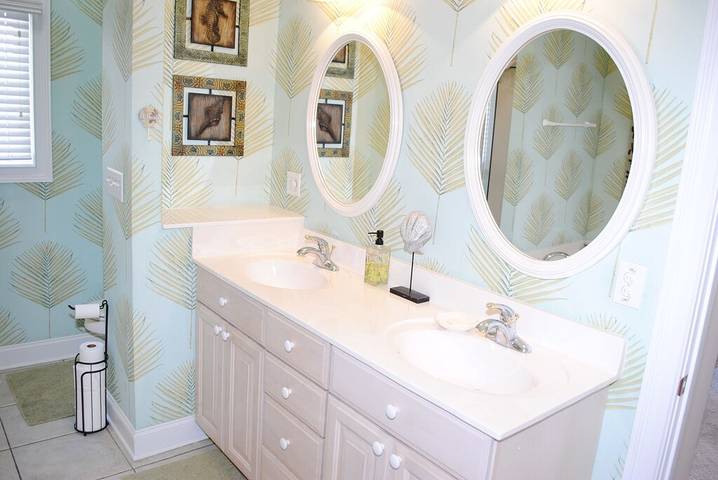 Vacation house for 12 people, with balcony in Pawleys Island