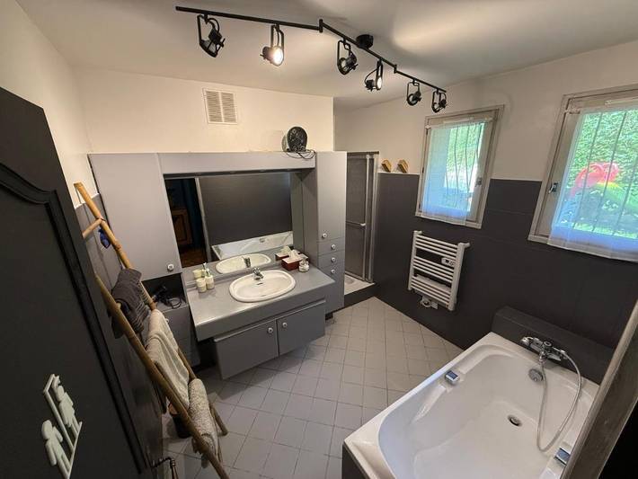 Gîte pour 2 personnes, avec terrasse et jardin à Saint-Pierre-de-Bailleul - 3