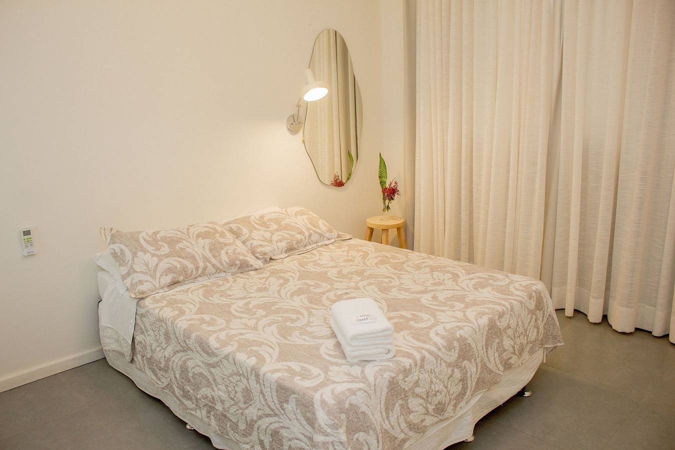 Apartamento entero, Suite Laranjeira - Quinta da Margem (S1) in Barra da Lagoa, Florianópolis