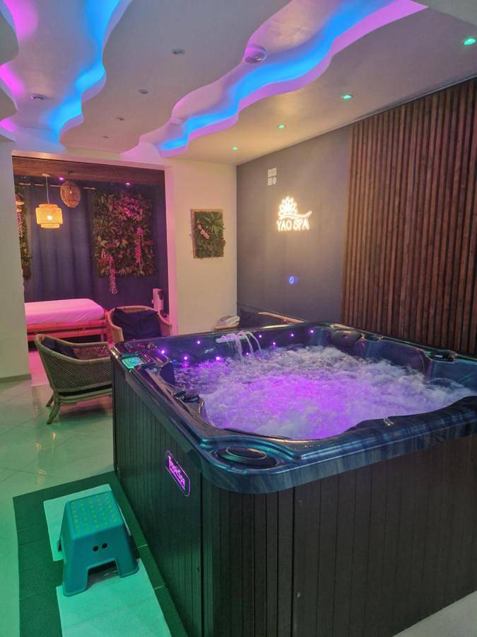 Appartement de vacances pour 2 personnes, avec sauna ainsi que jacuzzi et terrasse, animaux acceptés