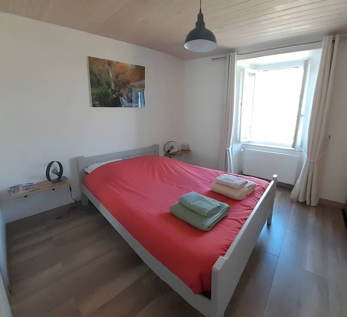 Chambre d’hôte pour 4 personnes, avec jardin dans l' Aveyron