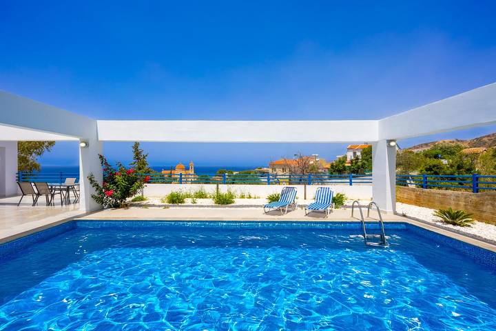 Villa für 9 Personen, mit Terrasse und Garten auf Zypern - 2