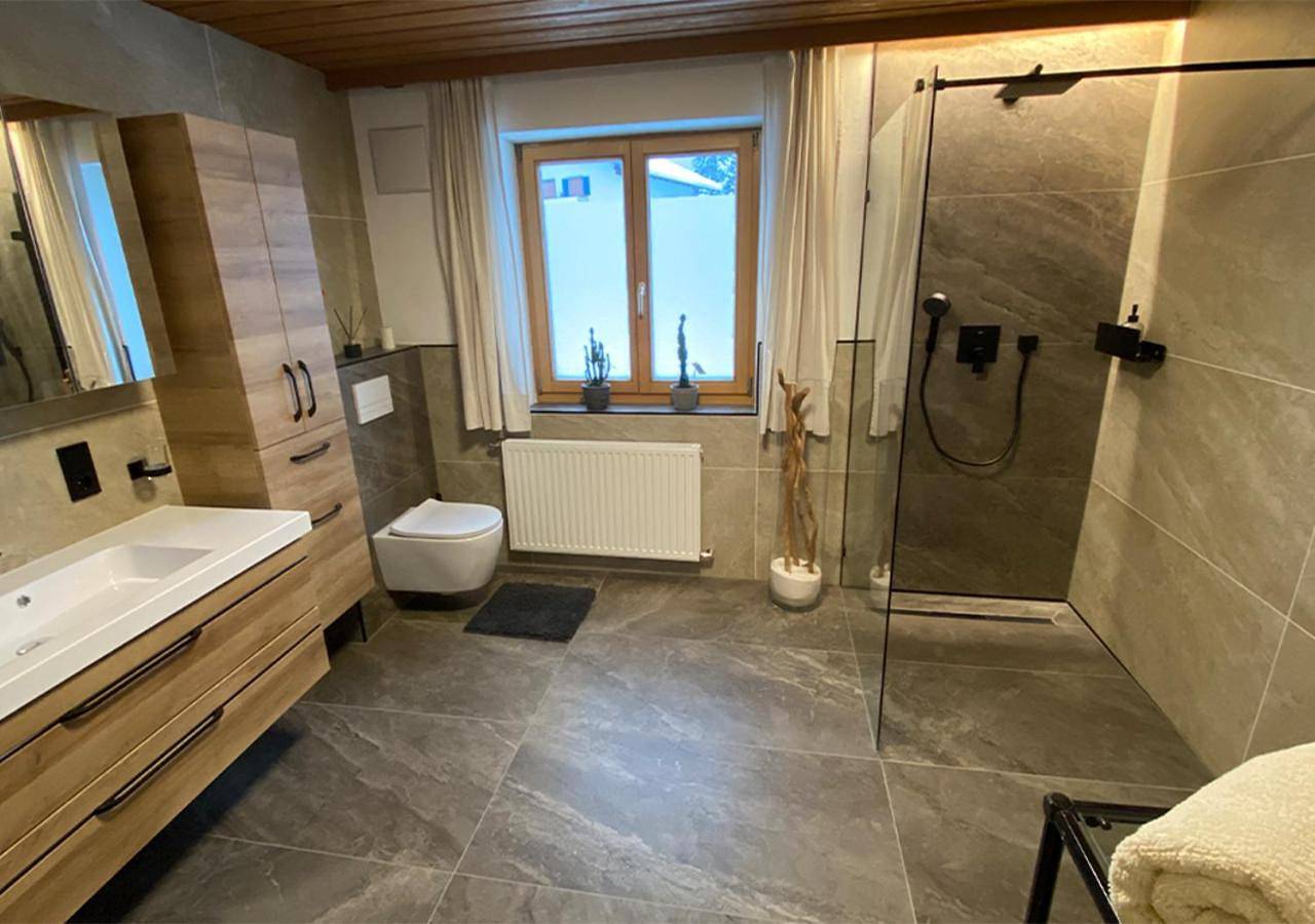 Ganze Wohnung, Two-Bedroom Apartment in Reutte, Außerfern