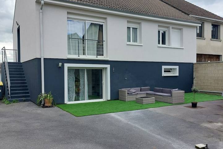 Gîte pour 6 personnes, avec Jardin dans Mailly-Champagne