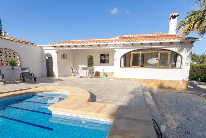 Casa rural para 4 personas, con Balcón/Terraza además de Jardín y Piscina en Marina Alta - 3