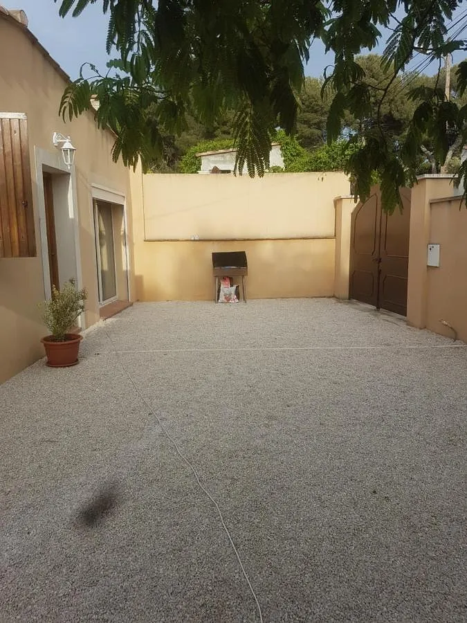 Casa de vacaciones para 6 personas, con jardín y piscina - 1