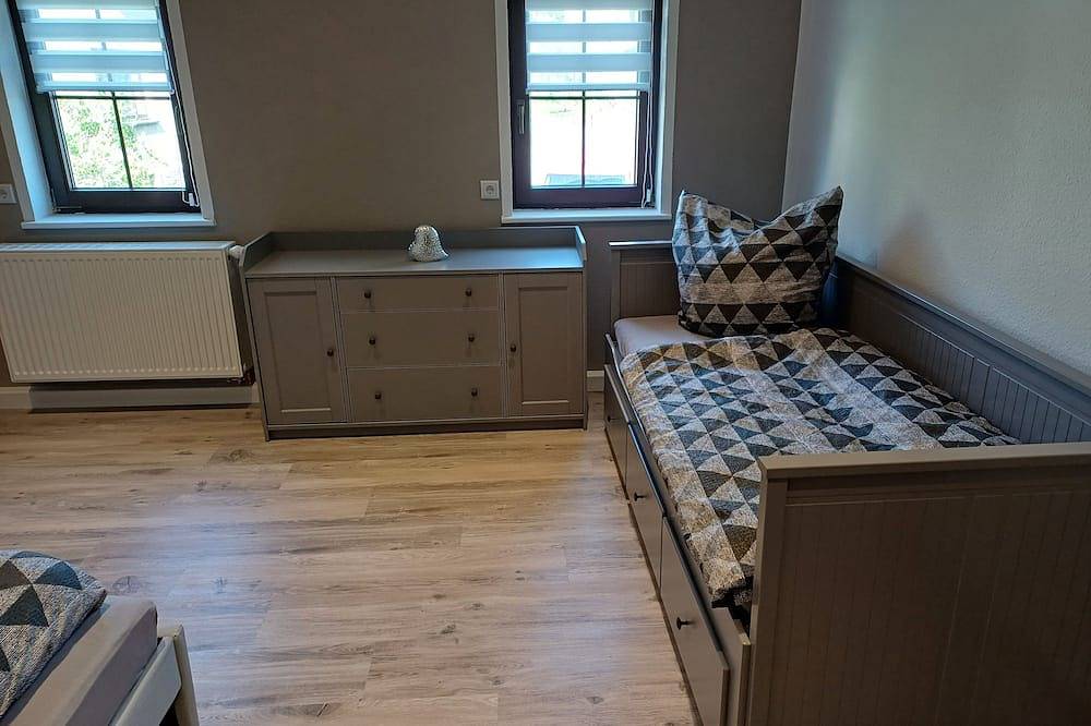 Ganze Wohnung, Moderne Ferienwohnung - inklusive Sportraumnutzung! in Drebach, Erzgebirge