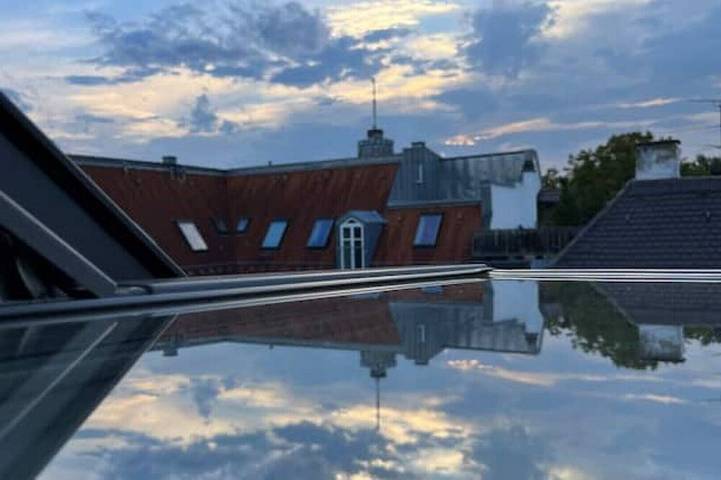 Ganze Wohnung, In 1 Stunde zum Oktoberfest - Über den Dächern Augsburgs: 2Zkb, 3 Dachterrassen in Augsburg-Innenstadt, Augsburg