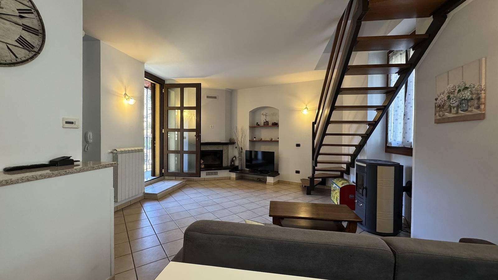 Ganze Wohnung, Gemütliche Ferienwohnung mit Garten und Balkon in der Nähe des Zentrums von Baveno in Baveno, Comune di Baveno