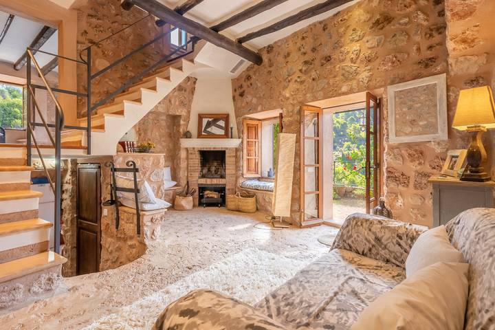 Finca „Sa Teulera“ mit Bergblick, Wlan, Klimaanlage, Terrasse und Garten in Fornalutx, Mallorca Westen
