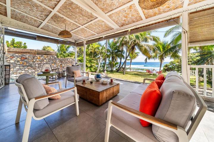 Villa pour 6 personnes, avec piscine ainsi que jardin et vue dans Saint-Gilles les Bains - 4