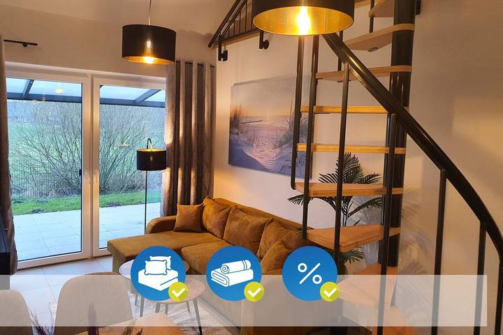 Ferienhaus für 6 Personen, mit Ausblick und Sauna sowie Garten, mit Haustier