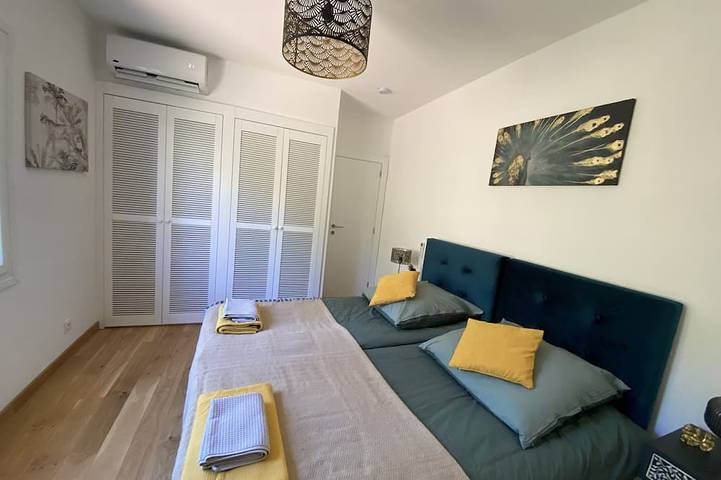 Location de vacances pour 6 personnes, avec piscine ainsi que sauna et jardin à Moncale - 4