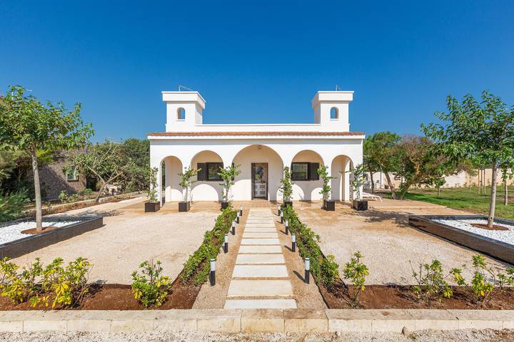 Casa vacanza per 9 persone a Specchiarica