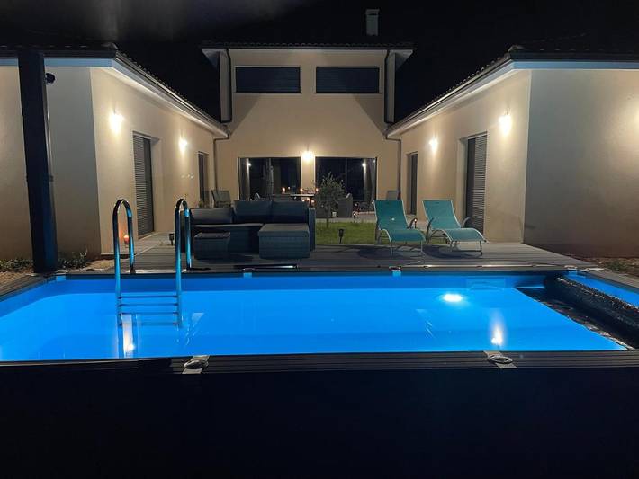 Maison d’hôte pour 2 personnes, avec jacuzzi ainsi que jardin et piscine à Tour-de-Faure - 3