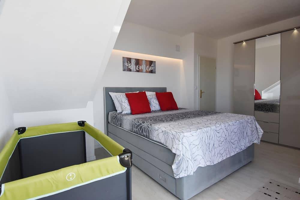 Luxury Villa With Stunning Views, Private Pool, Private Tennis Court, Mini Golf in Podgora, Rivera de Makarska