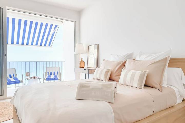 Gîte pour 2 personnes, avec balcon dans Plage de Tenutella
