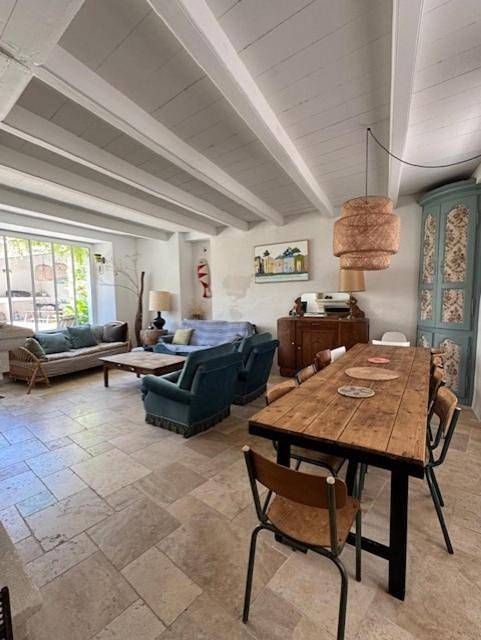 Location de vacances pour 10 personnes, avec jardin, animaux acceptés dans Port de la Flotte-en-Ré - 3