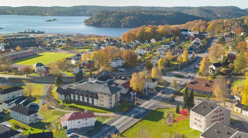 Hotel für 3 Personen, mit Terrasse und Garten sowie Sauna in Halden