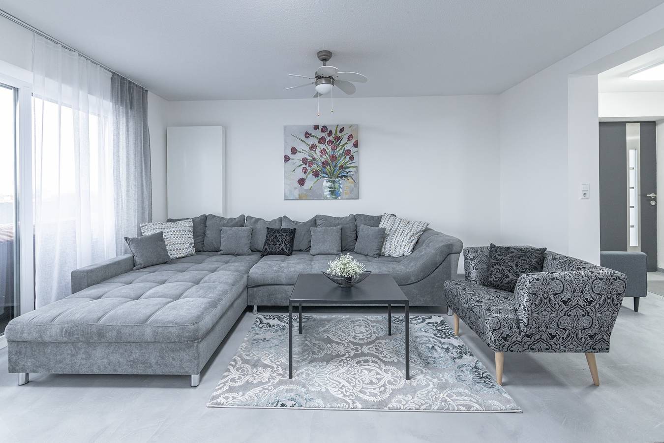 Ganze Wohnung, Ferienwohnung 'Obergeschoss' mit Seeblick, Balkon und Wi-Fi in Konstanz, Untersee