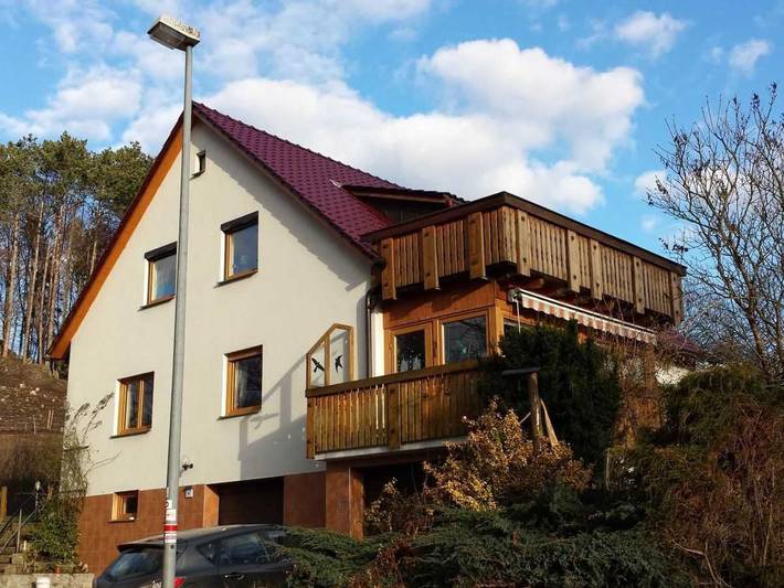 Ferienwohnung für 2 Personen, mit Garten und Balkon sowie Ausblick, mit Haustier in der Fränkische Schweiz