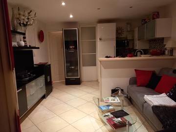 Gîte pour 4 personnes, avec vue ainsi que piscine et terrasse dans Port de la Figueirette
