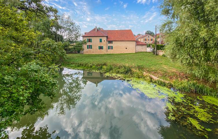 Ferienhaus für 13 Personen, mit Terrasse und Ausblick, kinderfreundlich in Franche-Comté - 2