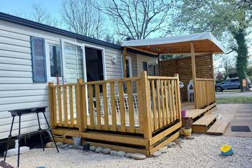 Camping pour 6 personnes à La Roque-d'Anthéron