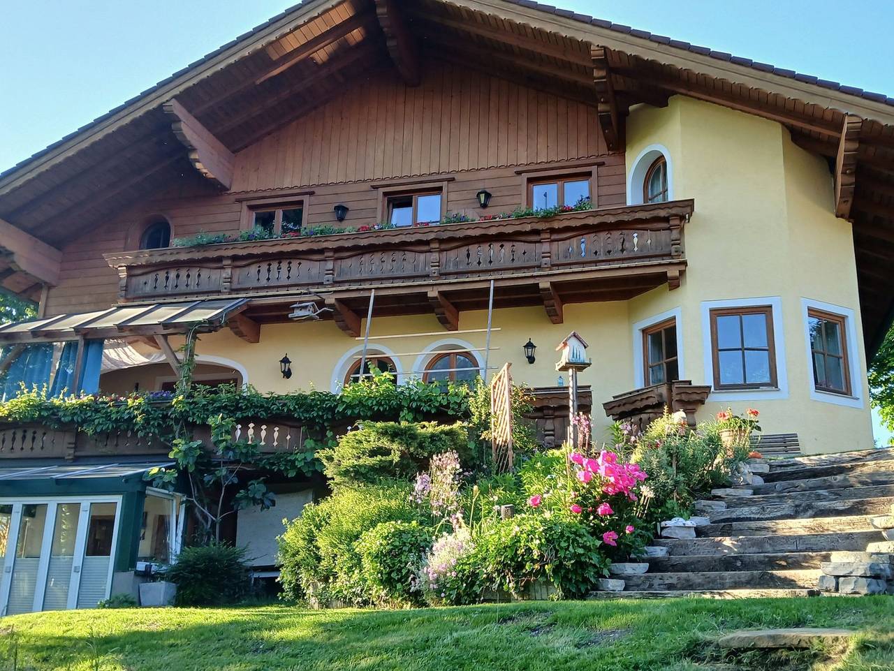 Ganze Ferienwohnung, Laireiter Bianca - Blaue Wohnung in Sankt Lorenz, Mondsee & Irrsee