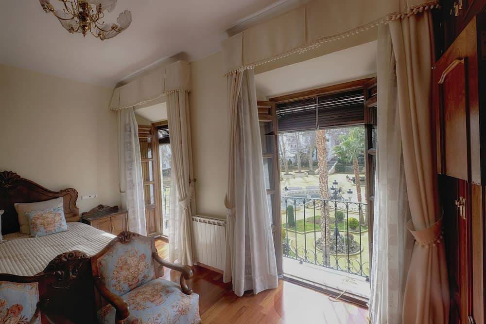 Entire apartment, Duplex apartment located in the privileged environment of the Fuente del Rey in Priego de Córdoba, Sierras Subbéticas
