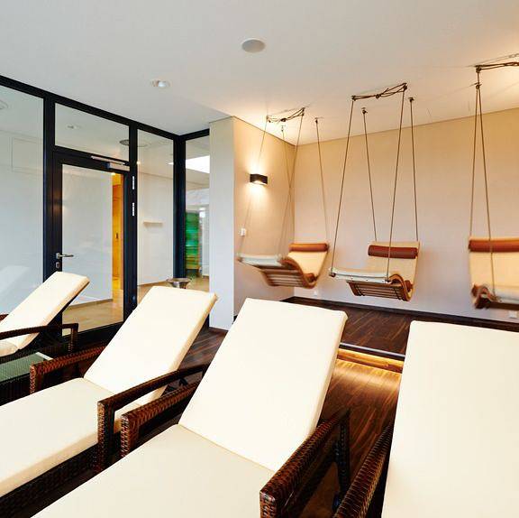 Kreuz-Post Hotel-Restaurant-Spa - Doppelzimmer Standard mit Dusche und Wc in Vogtsburg - Burkheim, Vogtsburg im Kaiserstuhl