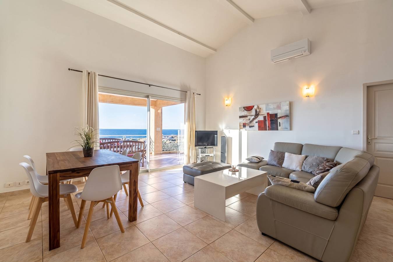 Villa con Vista Panoramica e Piscina Privata a Corbara in Marine de Davia, Corbara