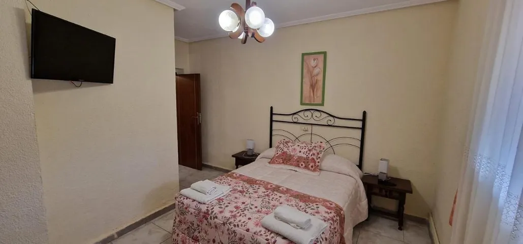 Holiday home for 10 people, with garden and view, with pets - 1