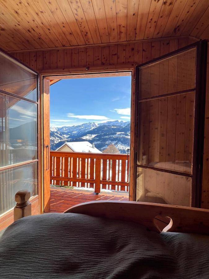 Casa de vacaciones para 8 personas, con jardín y vistas en Leysin