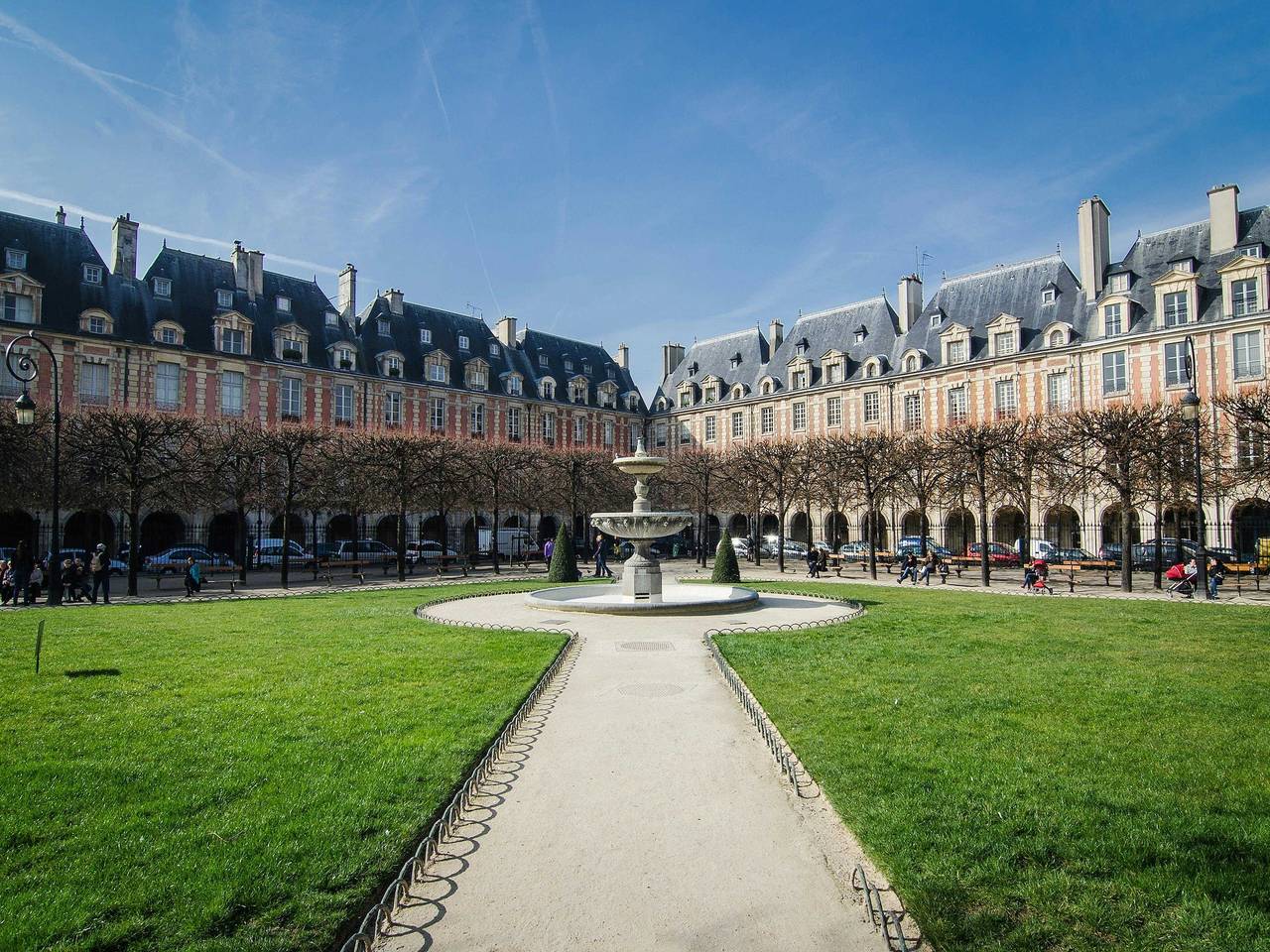 Ganze Wohnung, Erstaunliche 3 Bdr - Place des Vosges in 3e Arrondissement, Paris